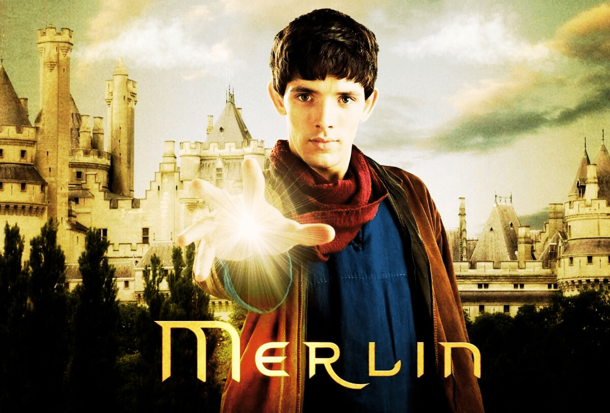 Comment les effets spéciaux contribuent-ils à la magie dans « Merlin » ?