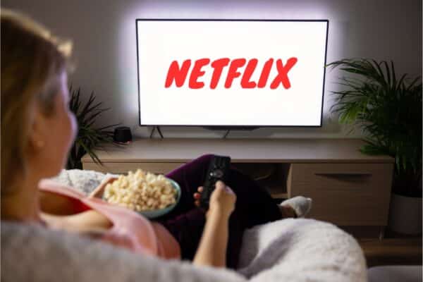 Netflix : découvrez les avis positifs et intéressants sur la série incontournable de 2024, le carton télé à ne pas rater !