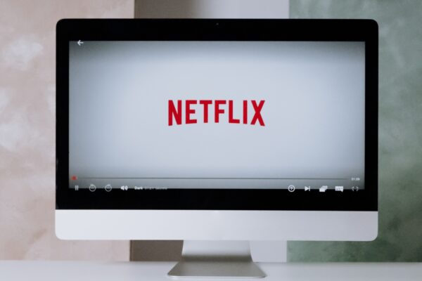 Netflix : toutes les dates de sortie de vos séries préférées en 2024